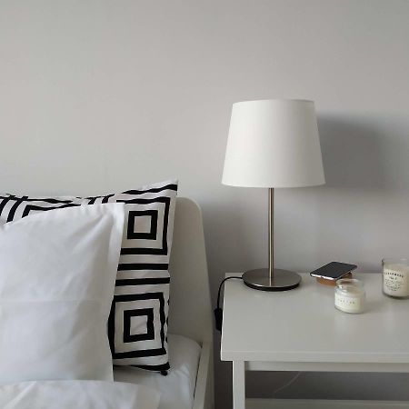 White Almond Apartment Boedapest Buitenkant foto