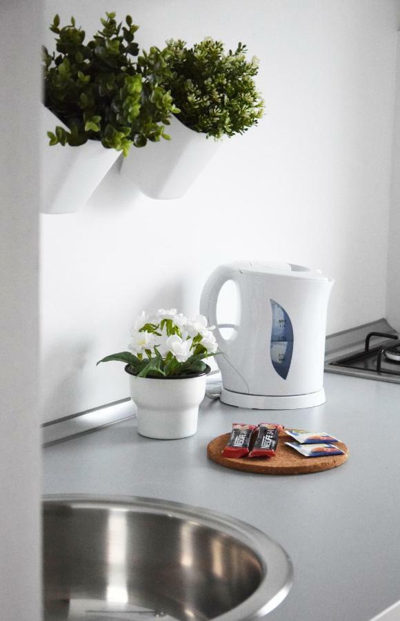 White Almond Apartment Boedapest Buitenkant foto