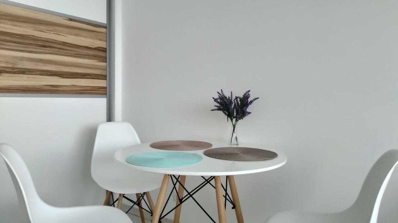 White Almond Apartment Boedapest Buitenkant foto